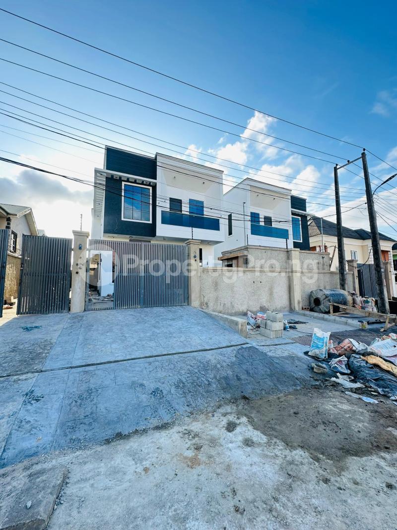 5 bedroom House for sale Omole phase 1 Ojodu Lagos