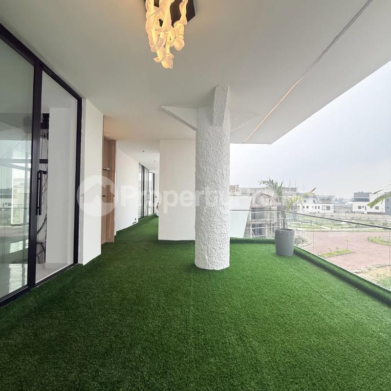 5 bedroom House for sale Osapa london Lekki Lagos