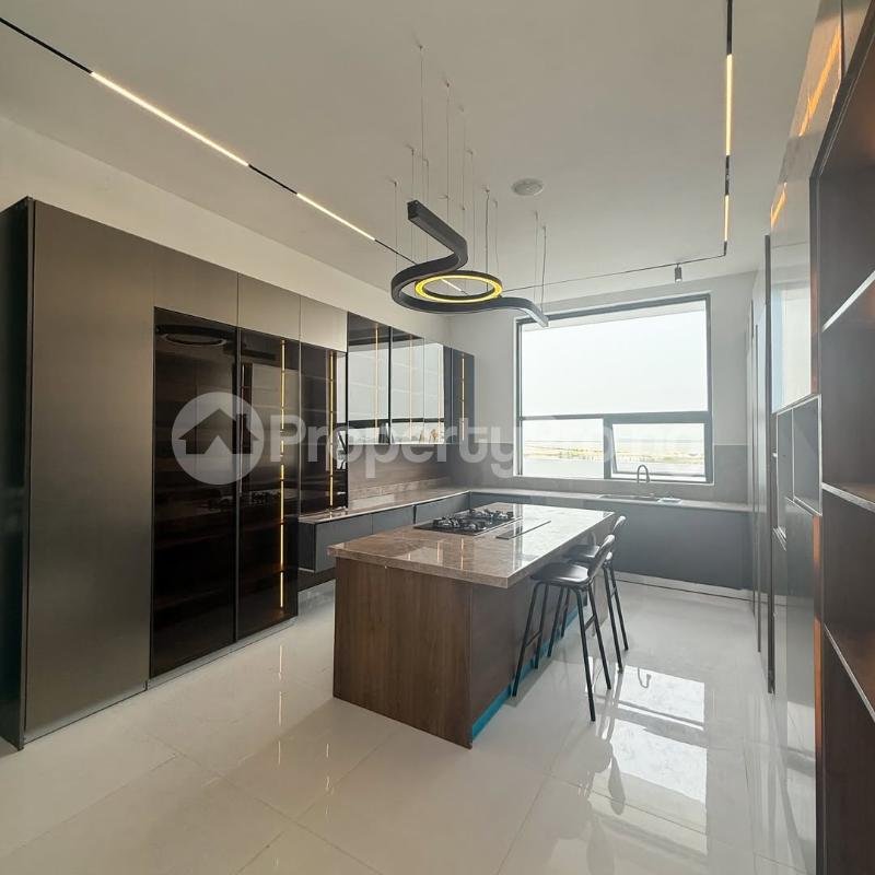 5 bedroom House for sale Osapa london Lekki Lagos