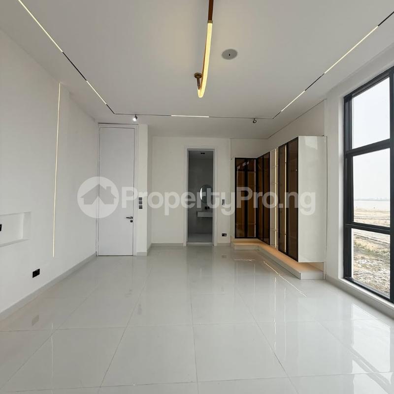 5 bedroom House for sale Osapa london Lekki Lagos