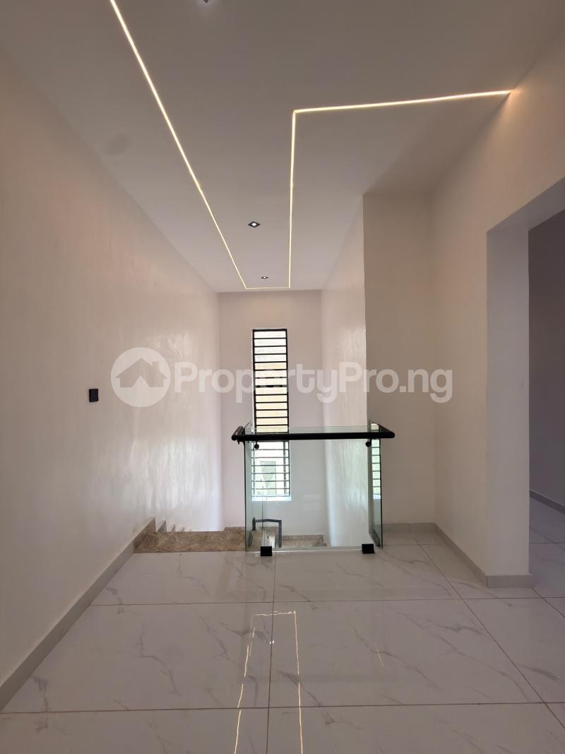 5 bedroom House for sale Akobo Ibadan Oyo
