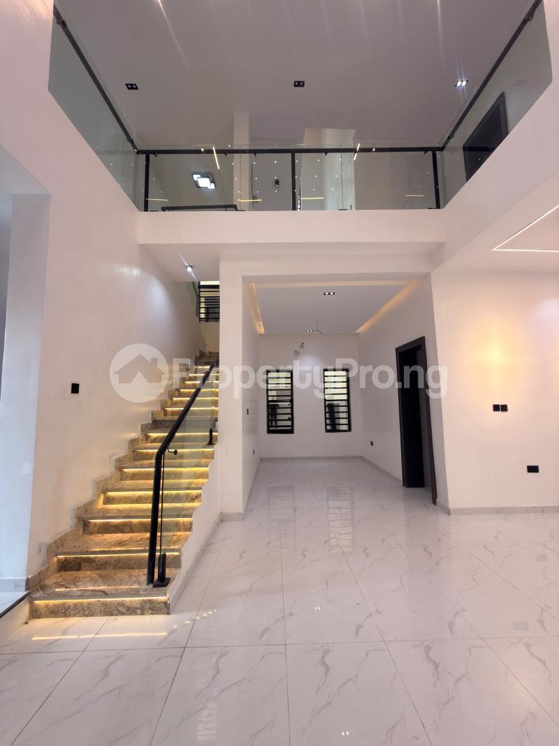 5 bedroom House for sale Akobo Ibadan Oyo