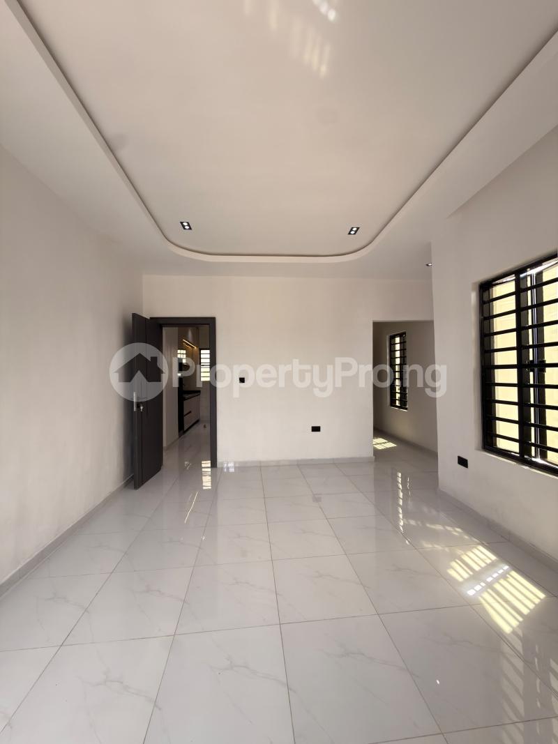 5 bedroom House for sale Akobo Ibadan Oyo
