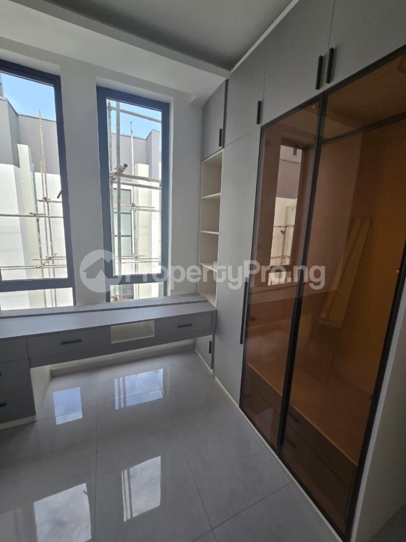 6 bedroom House for rent Banana Island Ikoyi Lagos