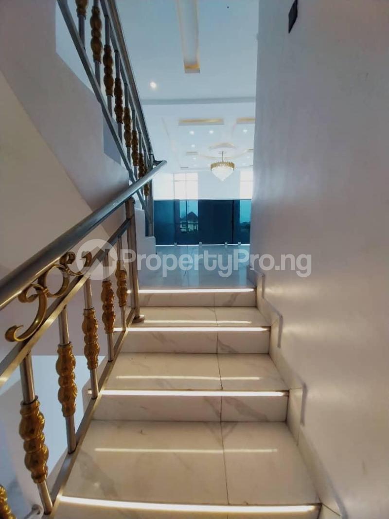 6 bedroom House for sale Chevron Lekki Lagos