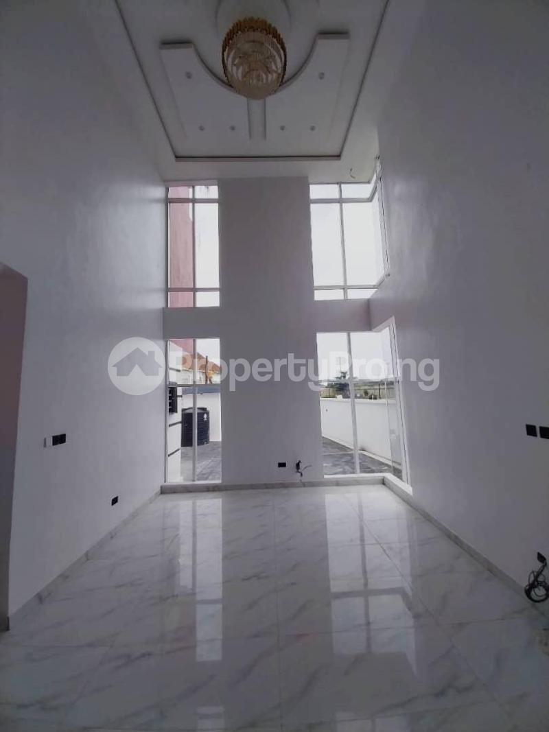 6 bedroom House for sale Chevron Lekki Lagos