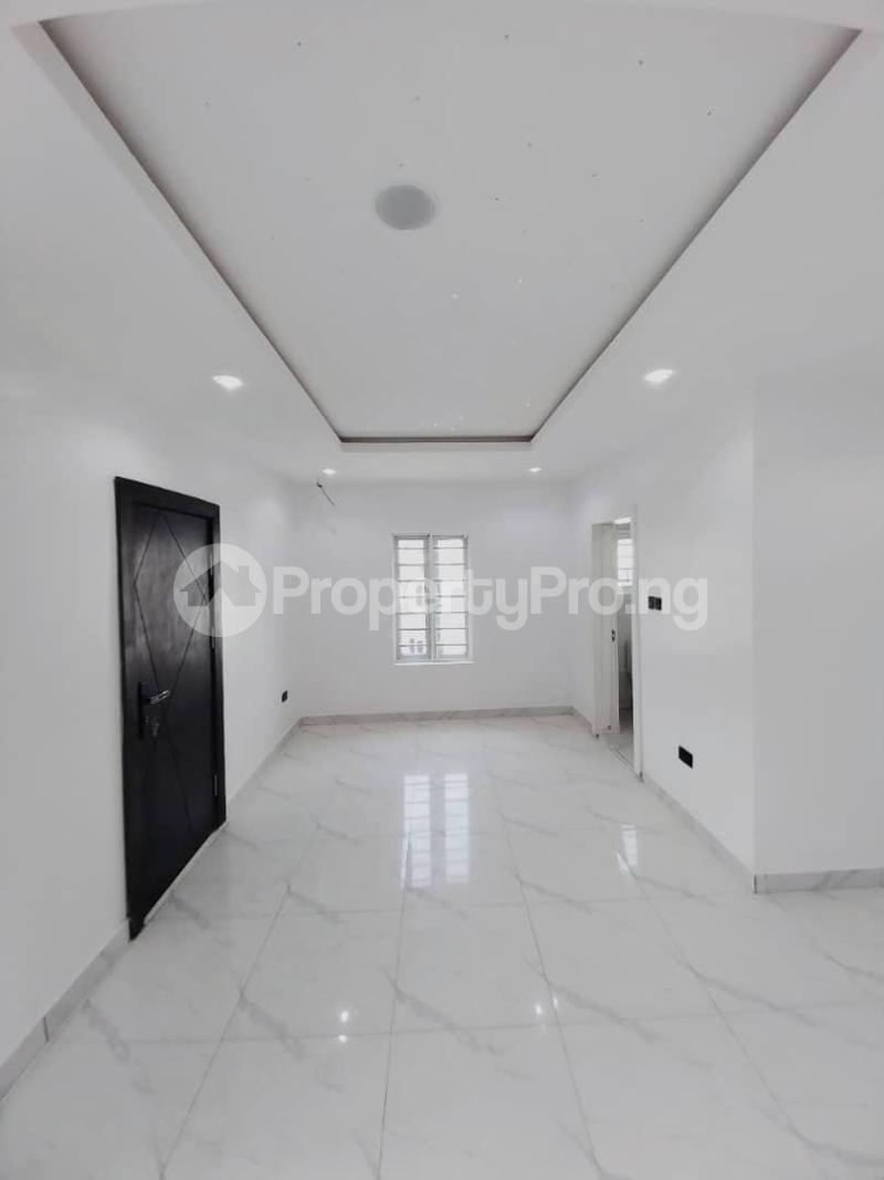 6 bedroom House for sale Chevron Lekki Lagos
