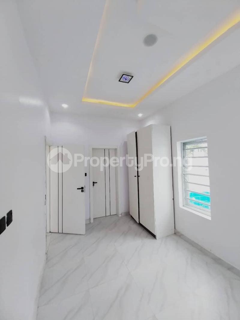6 bedroom House for sale Chevron Lekki Lagos