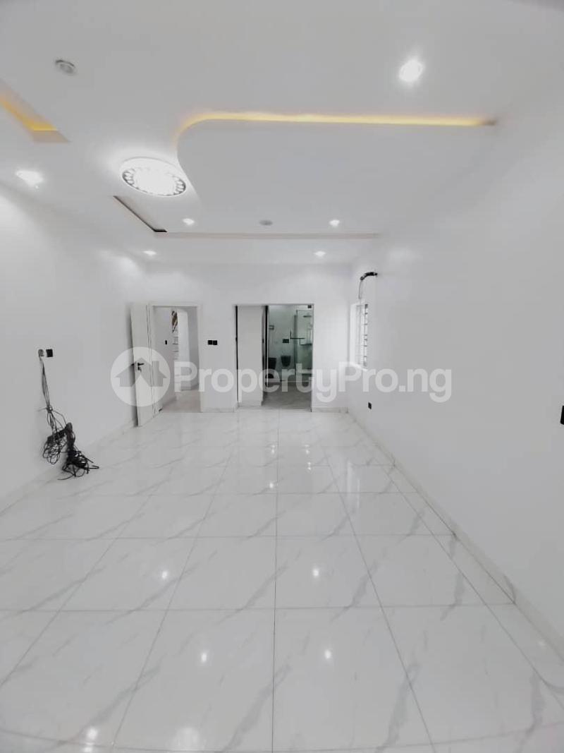 6 bedroom House for sale Chevron Lekki Lagos