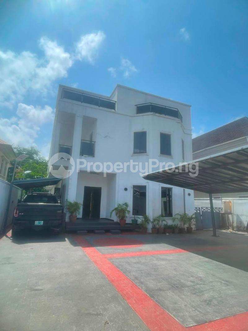 6 bedroom House for rent VGC Lekki Lagos