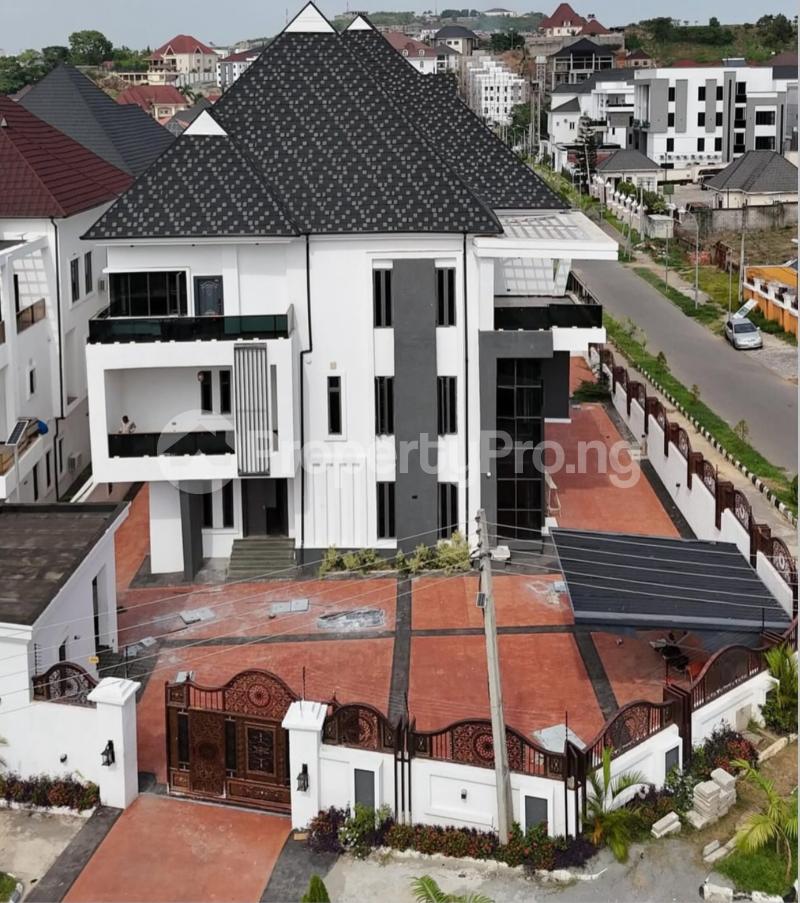 7 bedroom House for sale Guzape Guzape Abuja