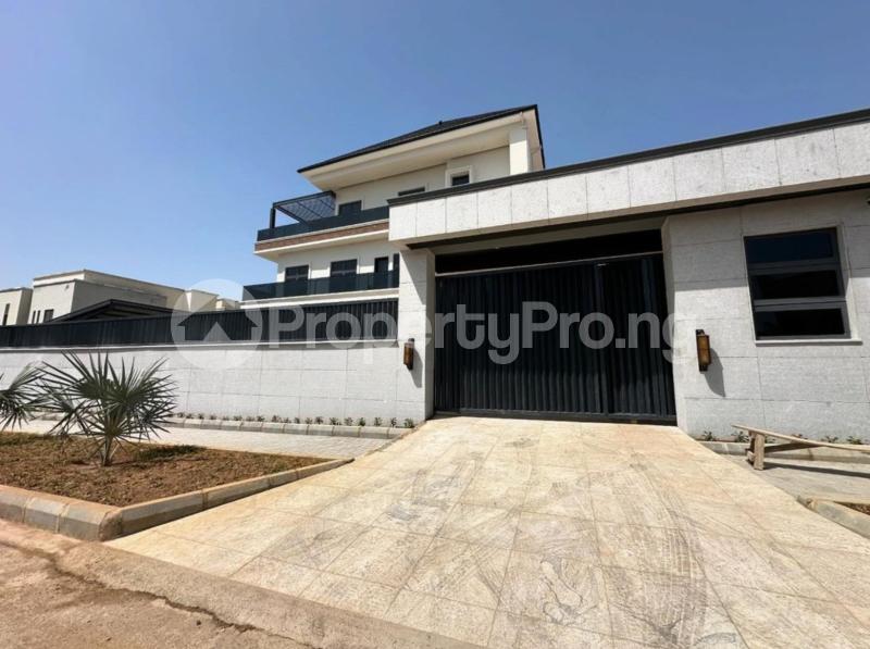 7 bedroom House for sale Main Maitama Abuja