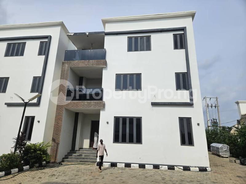 4 bedroom House for sale Life Camp Tarred Road Life Camp Abuja