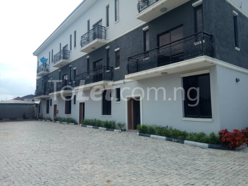 4 bedroom House for rent   Lekki Phase 1 Lekki Lagos