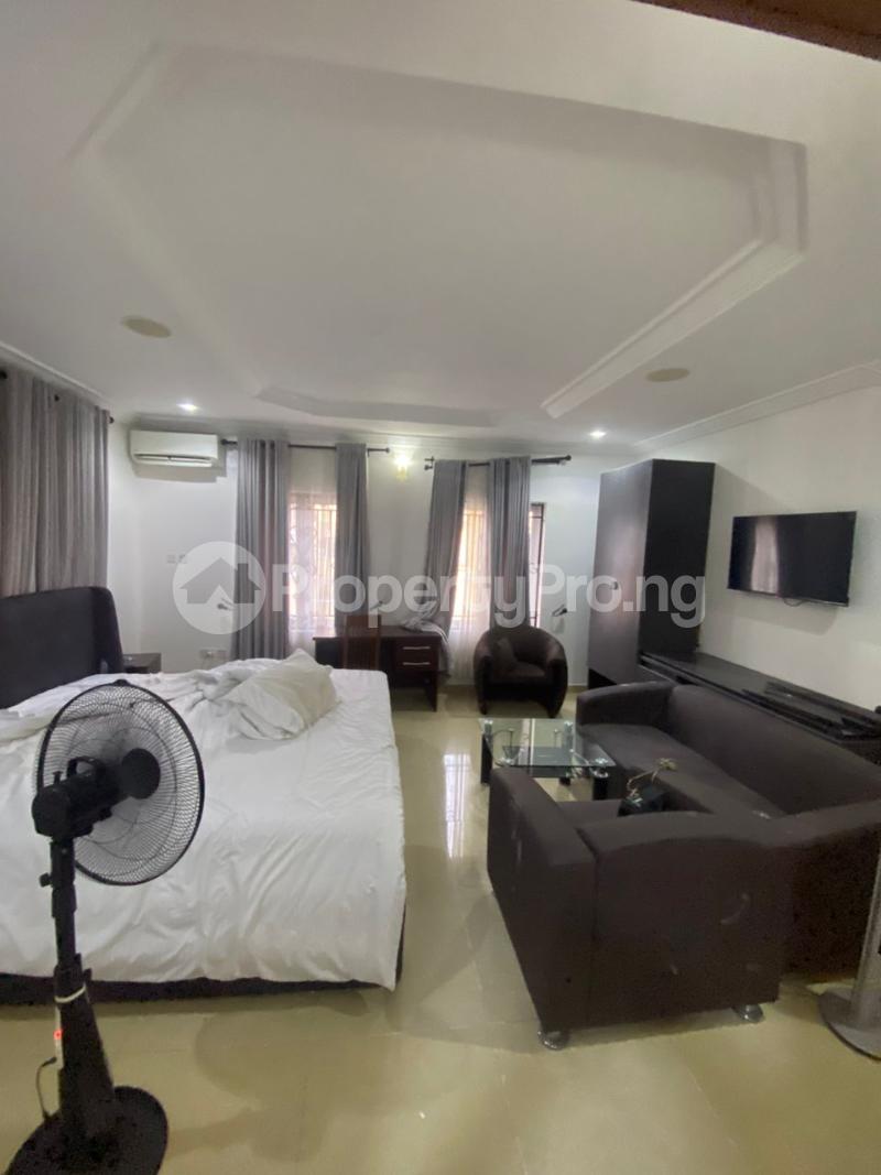 1 bedroom Flat / Apartment for rent chevron Lekki Lagos