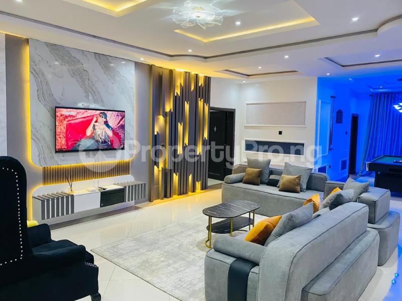 3 bedroom Flat / Apartment for shortlet Off Admiralty Lekki Phase 1 Lekki Lagos