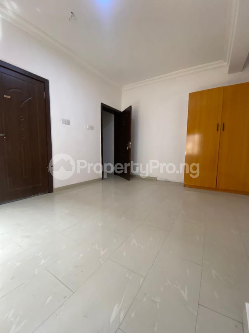 1 bedroom Flat / Apartment for rent Off Admiralty Lekki Phase 1 Lekki Lagos