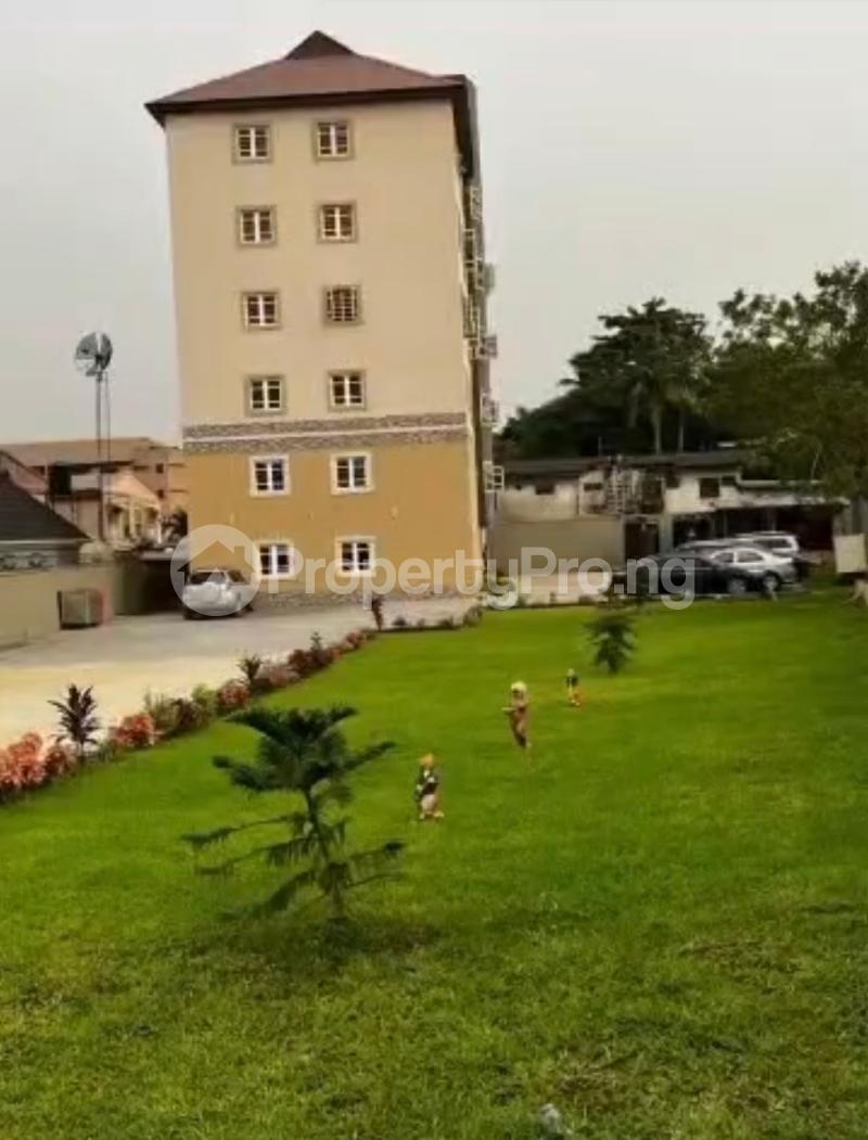 3 bedroom Flat / Apartment for rent Alagomeji Yaba Lagos