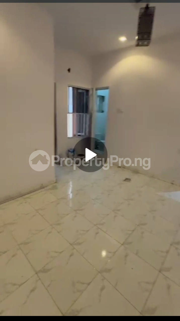 Flat / Apartment for rent Akoka Yaba Lagos