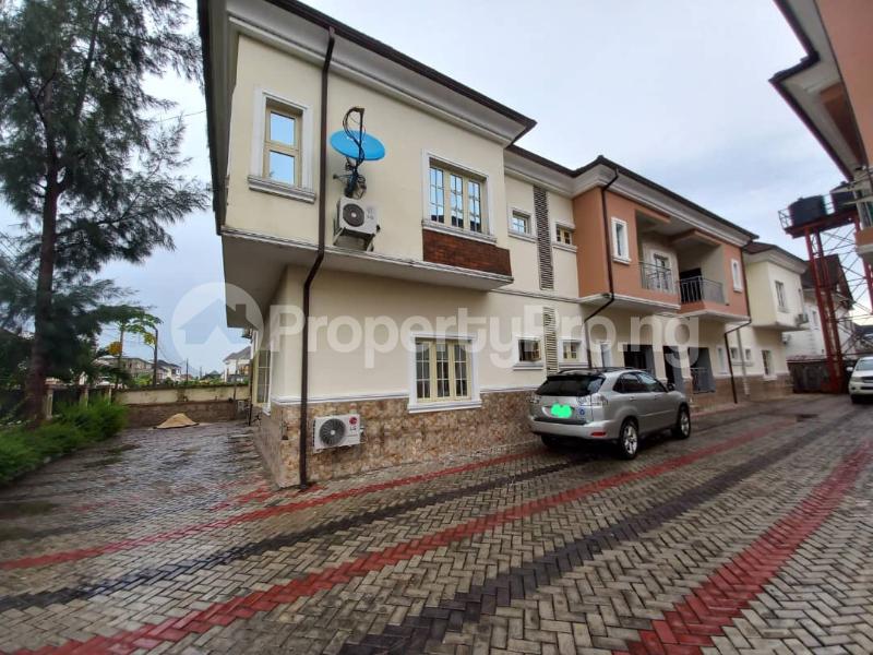 3 bedroom Flat / Apartment for rent Close To Blenco Shopping Mall Olokonla Ajah Lagos