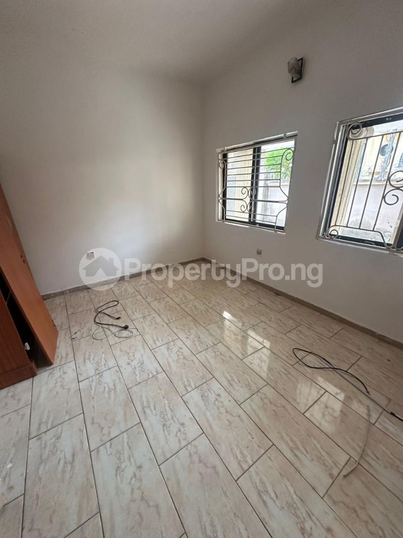 1 bedroom Flat / Apartment for rent Thomas Estate Ajah Lagos