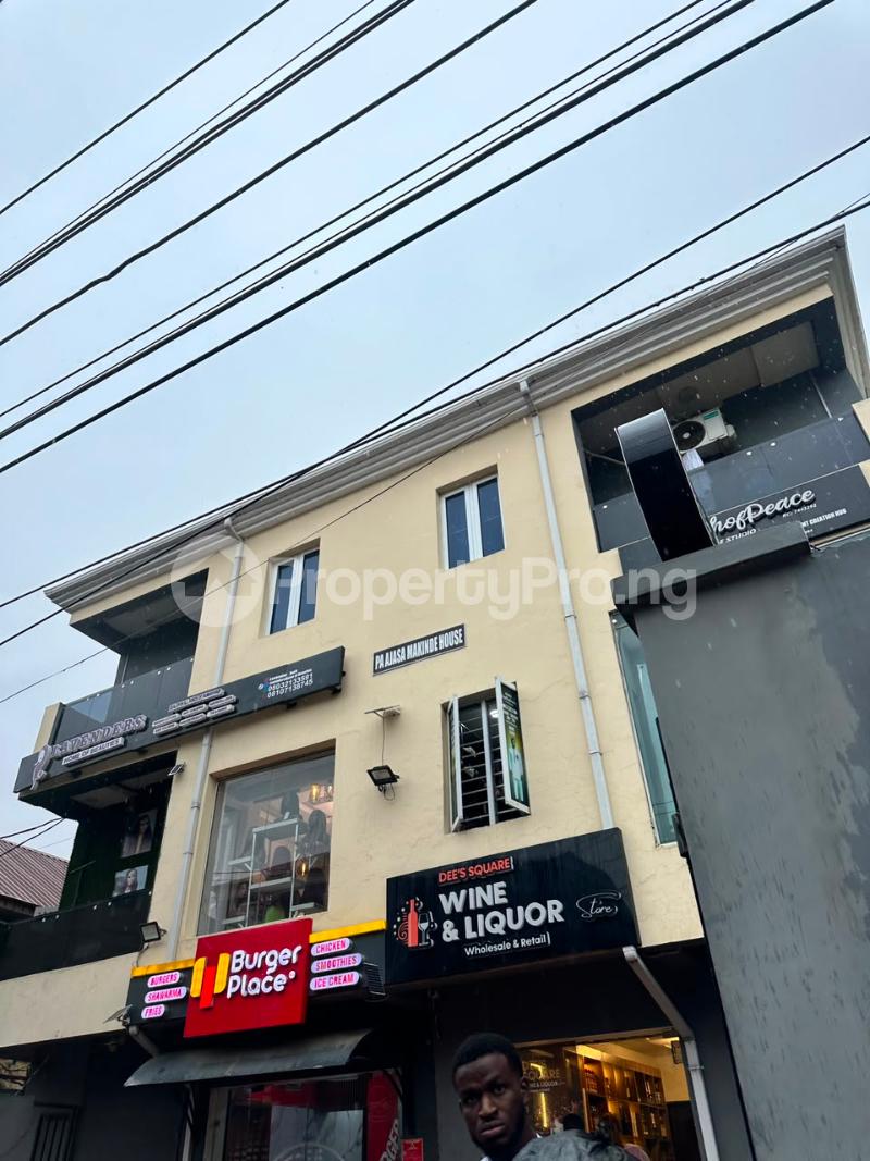 Flat / Apartment for rent Onike Yaba Lagos
