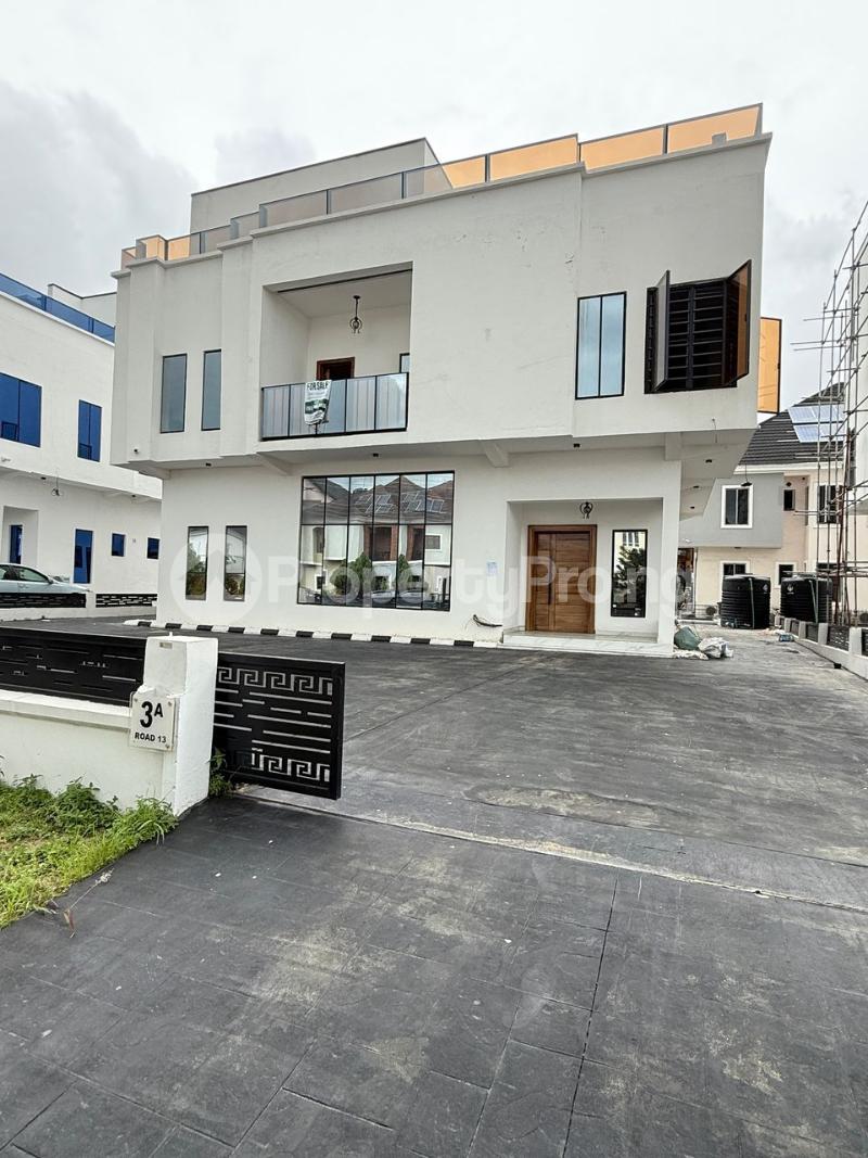 5 bedroom House for sale Osapa london Lekki Lagos