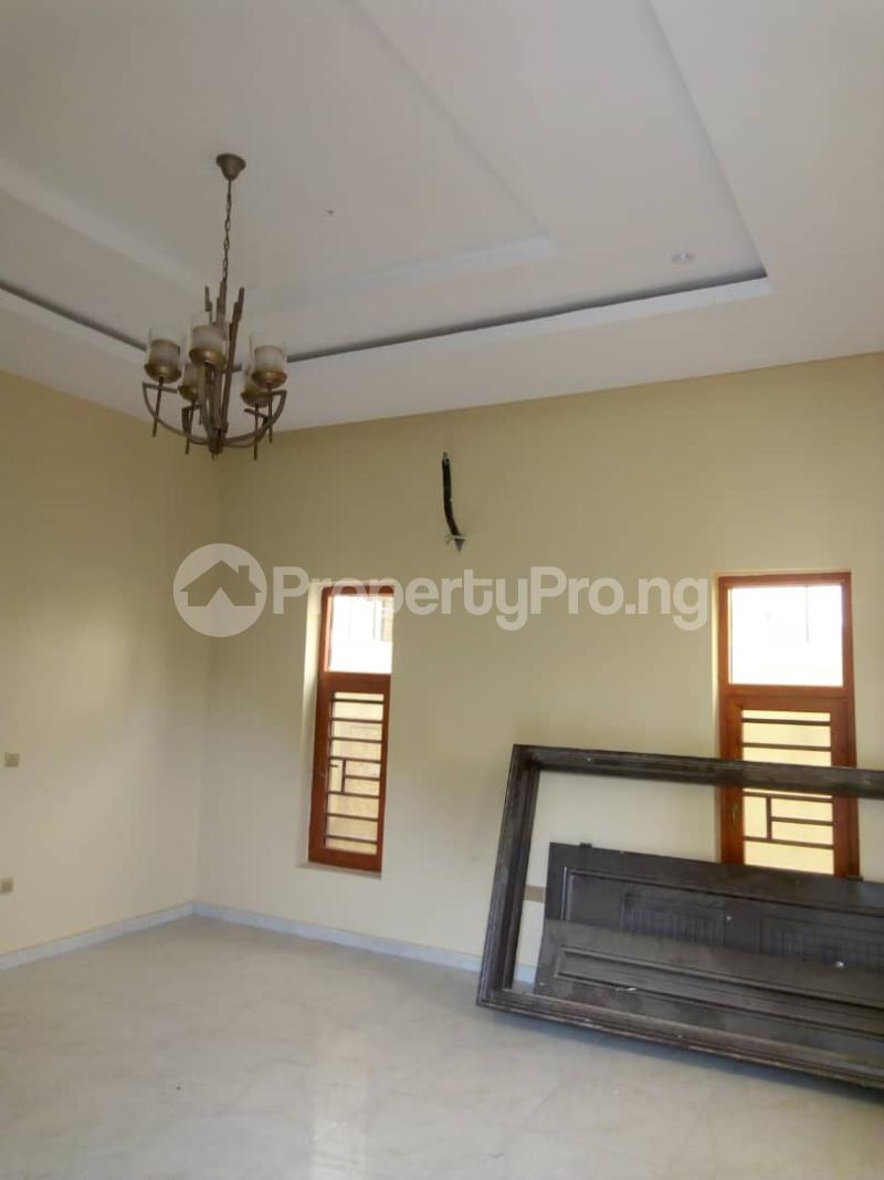 2 bedroom Flat / Apartment for rent   Ago palace Okota Lagos