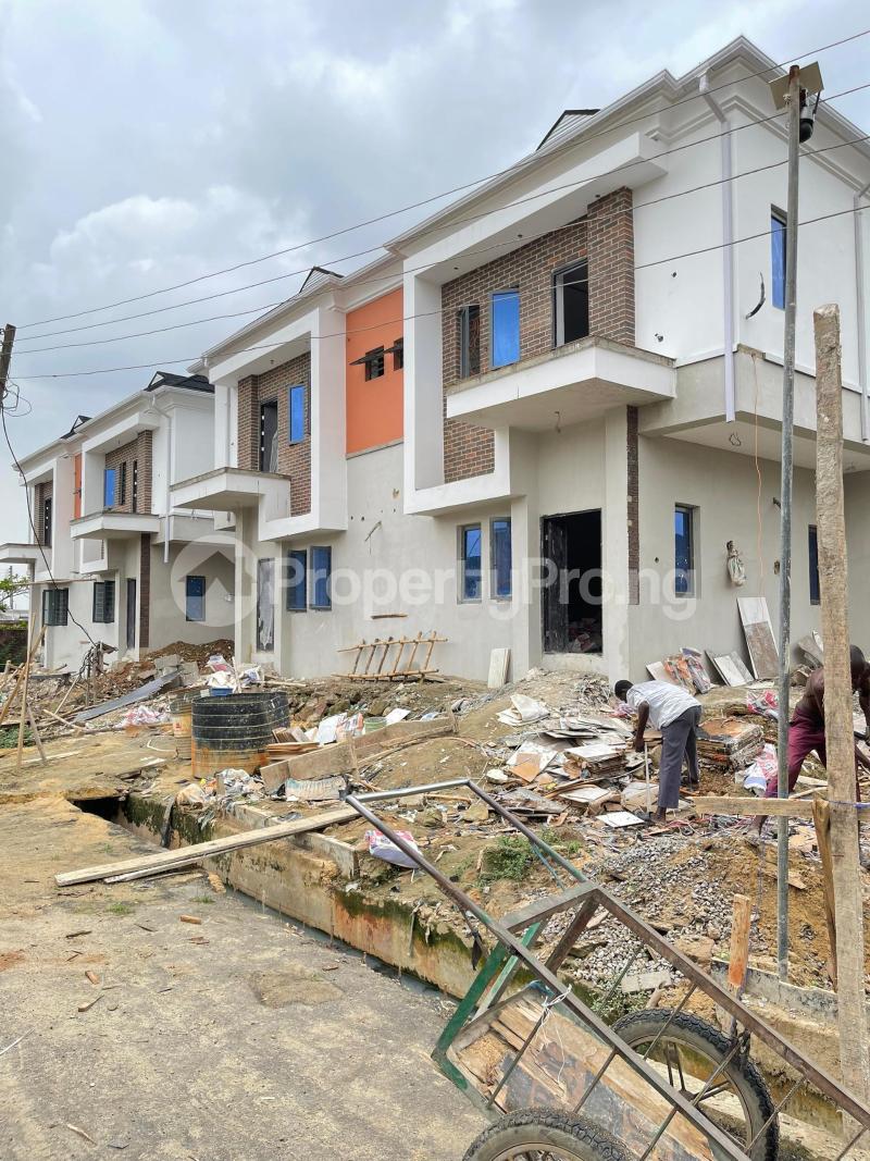 4 bedroom House for sale Surulere Lagos