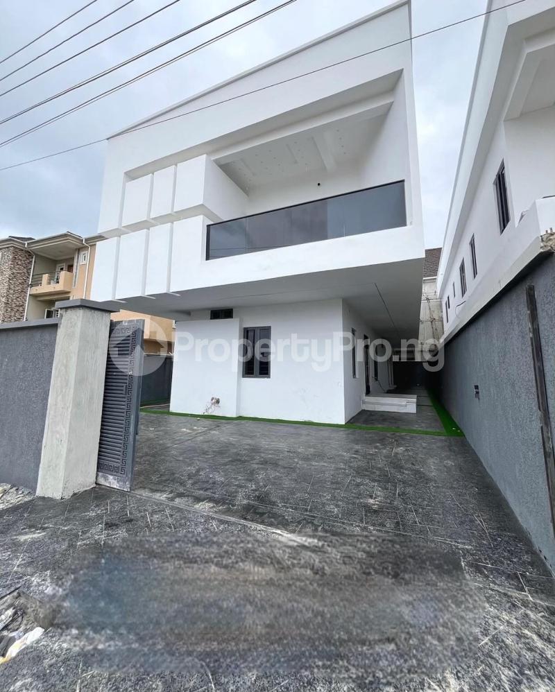5 bedroom House for sale Ologolo Lekki Lagos