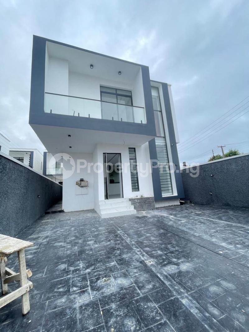 5 bedroom House for sale Ologolo Lekki Lagos