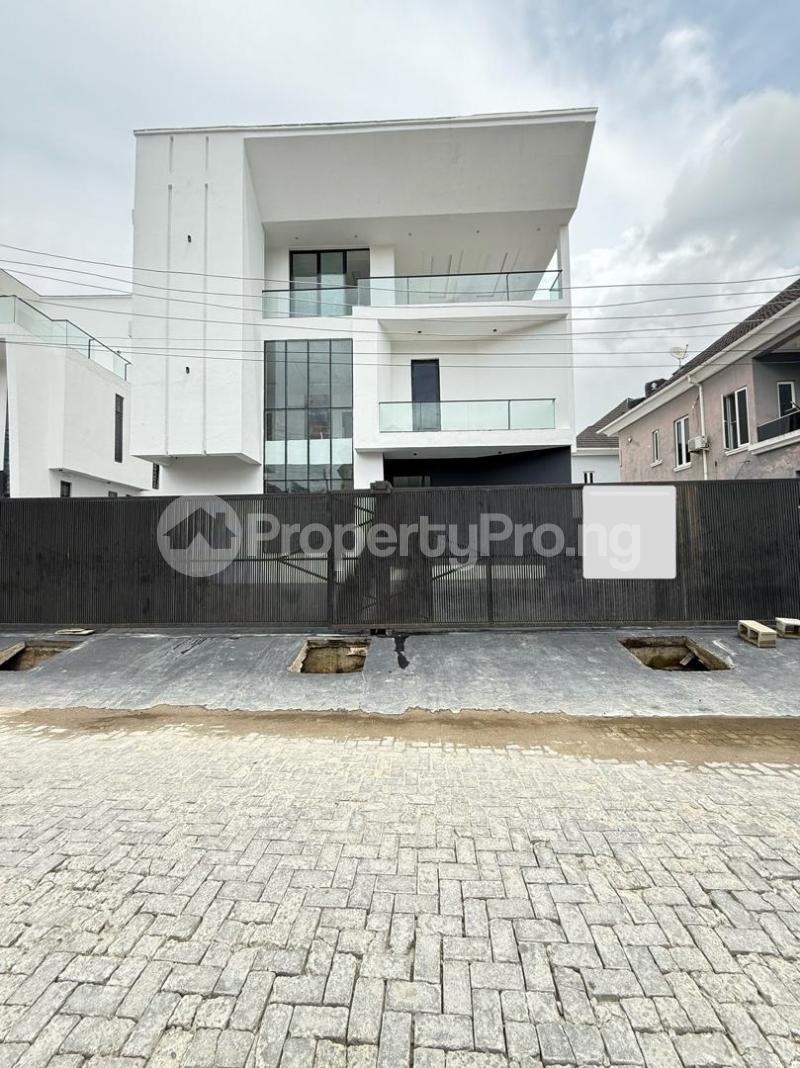5 bedroom House for sale Osapa london Lekki Lagos