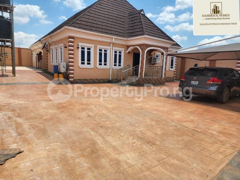 3 bedroom House for sale Peculiar Estate, Oroge Idi Ape After Ojurin Akobo Akobo Ibadan Oyo