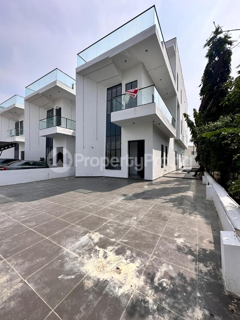 5 bedroom House for sale Orchid Lekki Lagos