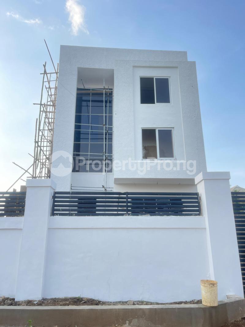 4 bedroom House for sale Kolapo Ishola Gra Akobo Ibadan Oyo