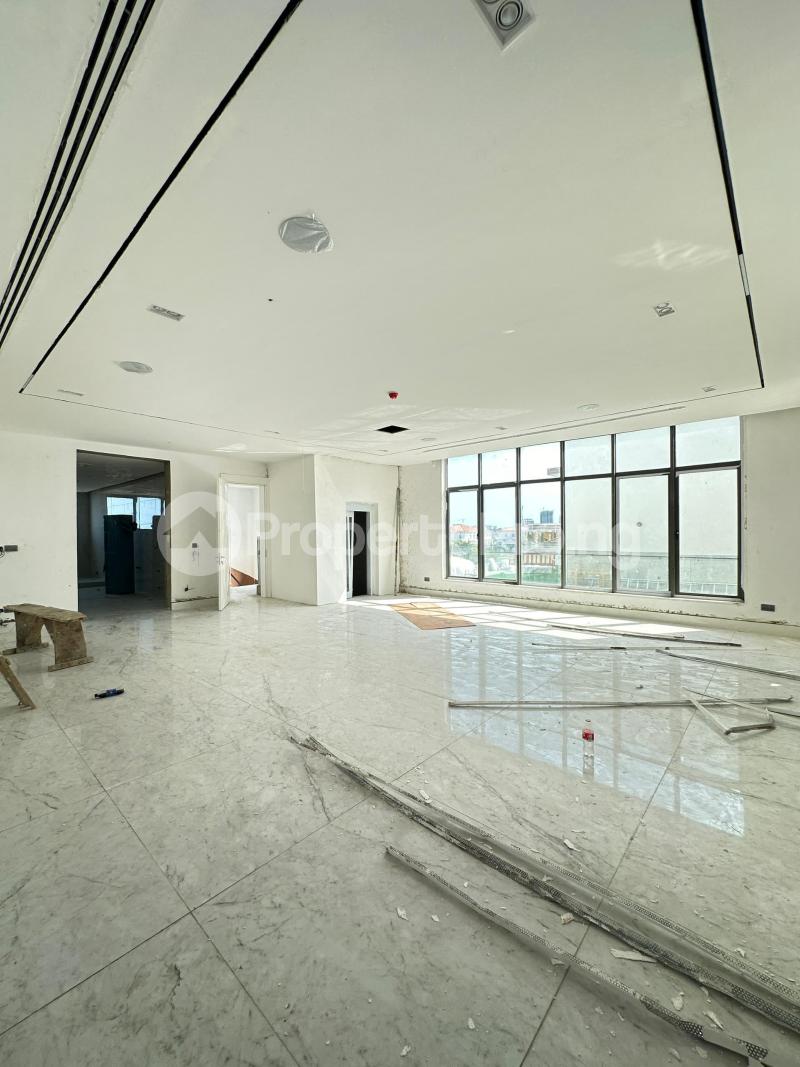 5 bedroom House for sale Banana Island Ikoyi Lagos