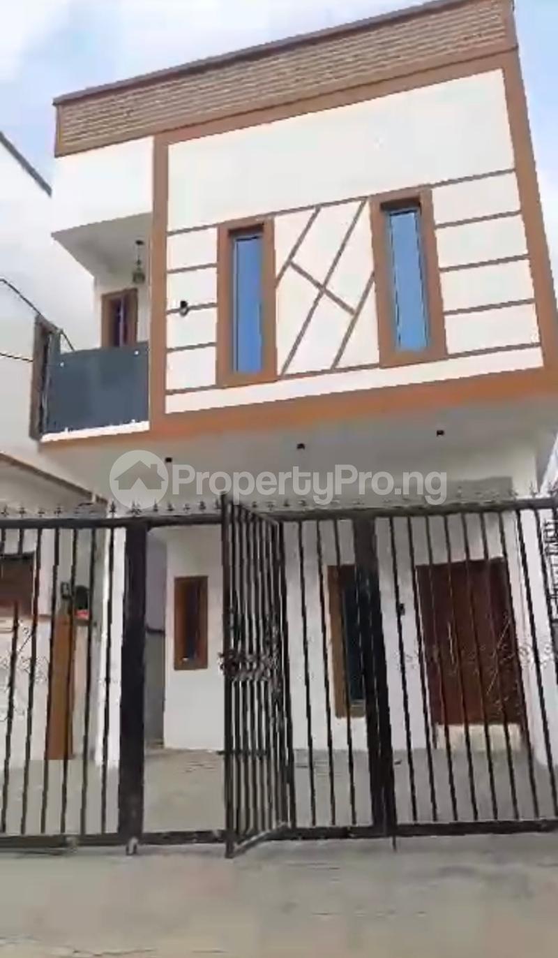 3 bedroom House for sale Olowora Via Omole phase 2 Ojodu Lagos