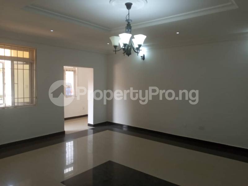 3 bedroom Flat / Apartment for rent Jahi Jahi Abuja