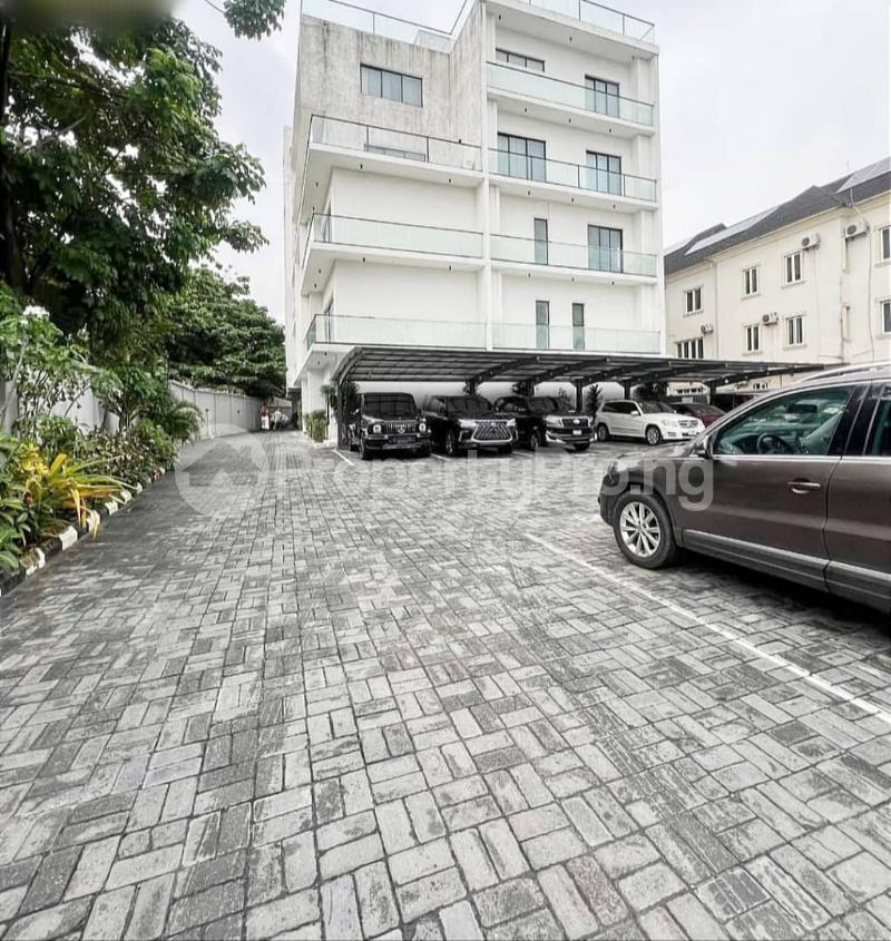 4 bedroom Flat / Apartment for sale Ikoyi Lagos