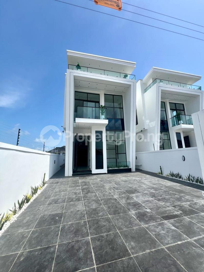 5 bedroom House for sale 2nd Toll Gate chevron Lekki Lagos