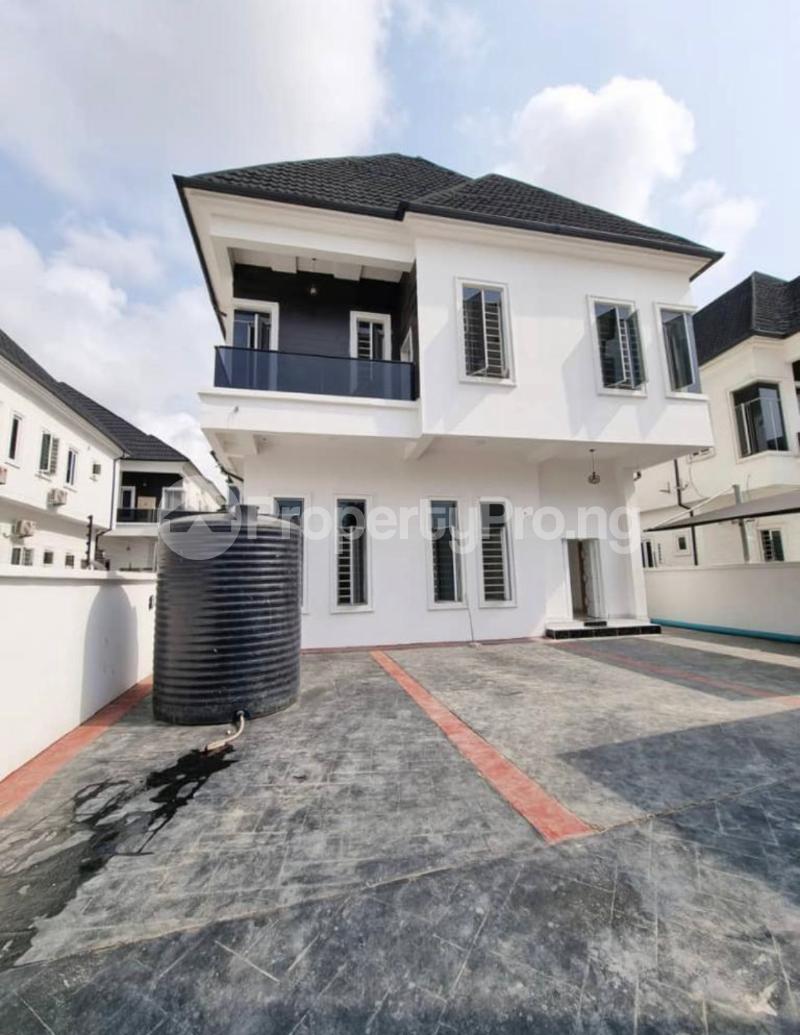 5 bedroom Flat / Apartment for sale chevron Lekki Lagos