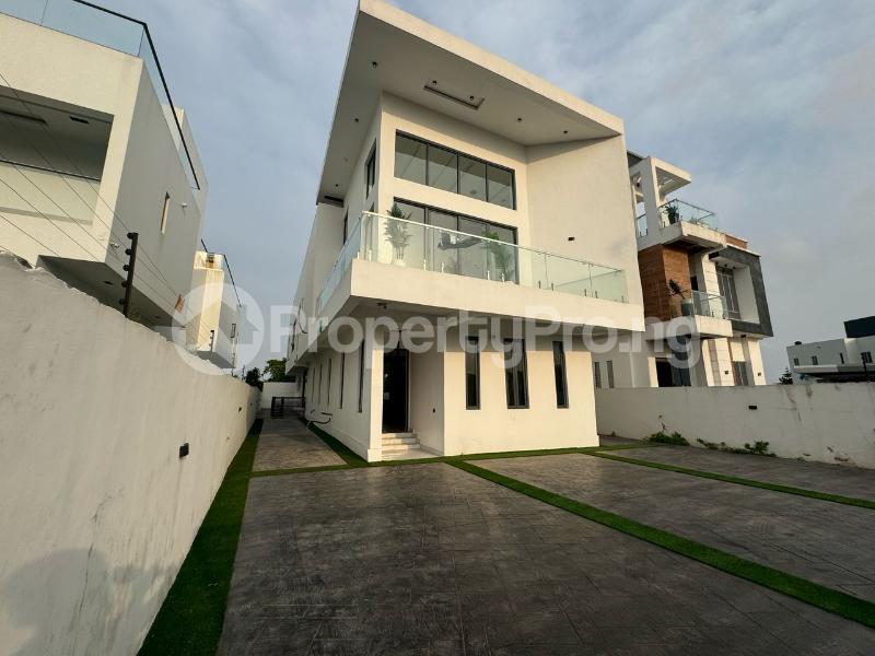 5 bedroom House for sale Lekki Lagos