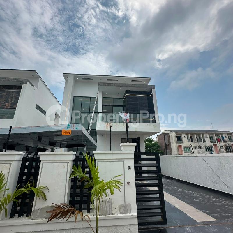 5 bedroom House for sale Chevron Lekki Lagos