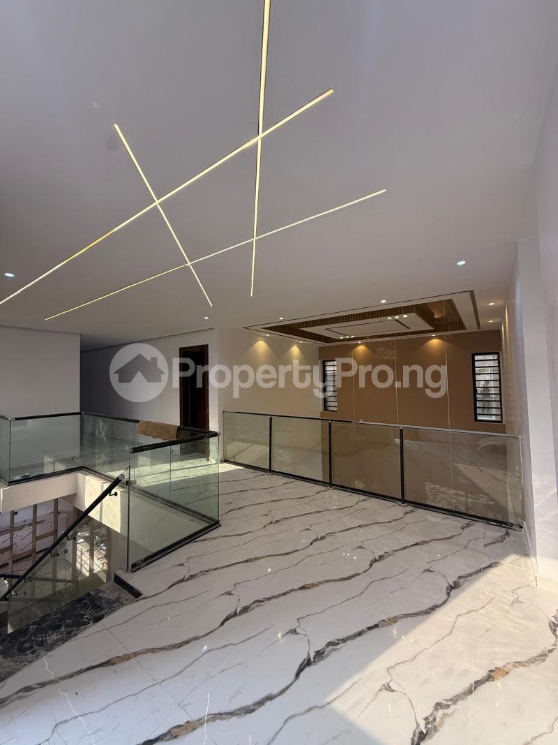 5 bedroom House for sale Engineer Lere Adigun Gra, Basorun Ibadan Oyo