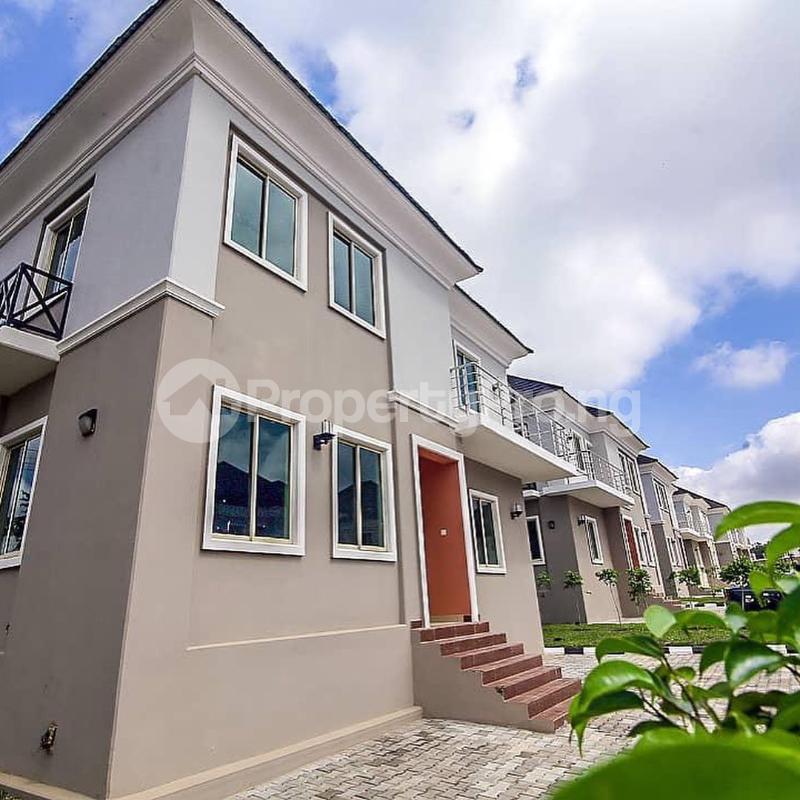 4 bedroom House for sale Close To American International School, Durumi Abuja