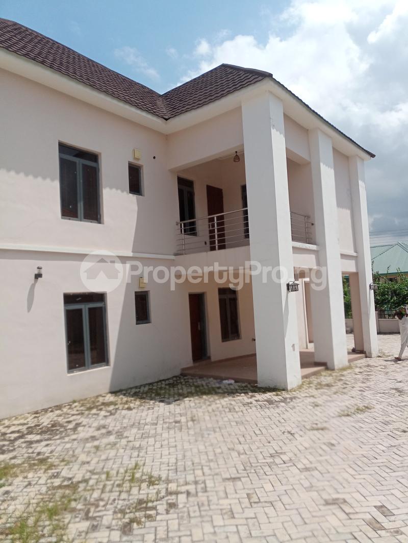 4 bedroom House for sale Off 69 Road, Gwarinpa Abuja
