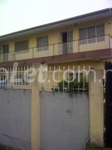 3 bedroom House for rent Ajao Estate Maryland Ikeja Lagos