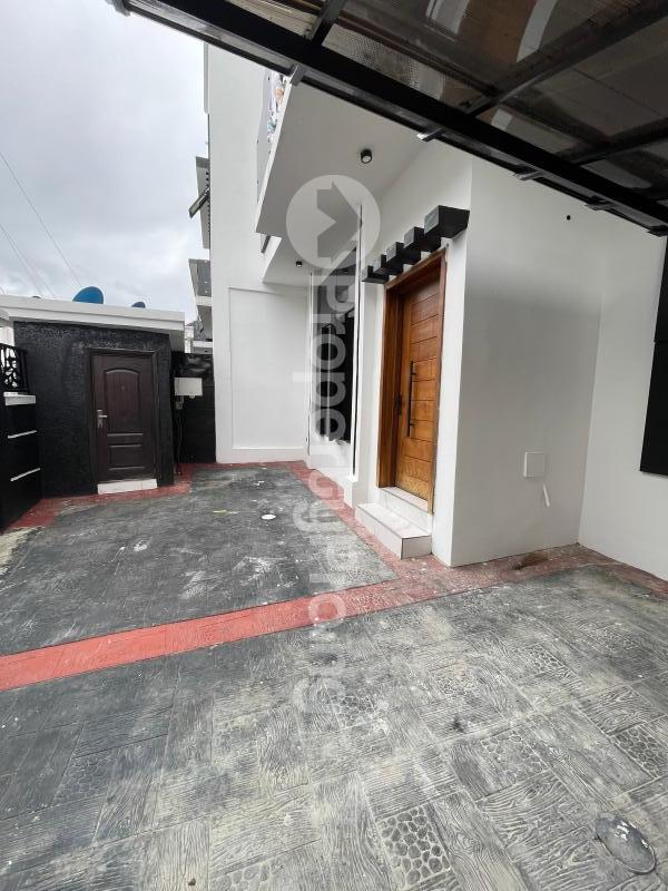 4 bedroom House for rent Ikota Lekki Lagos
