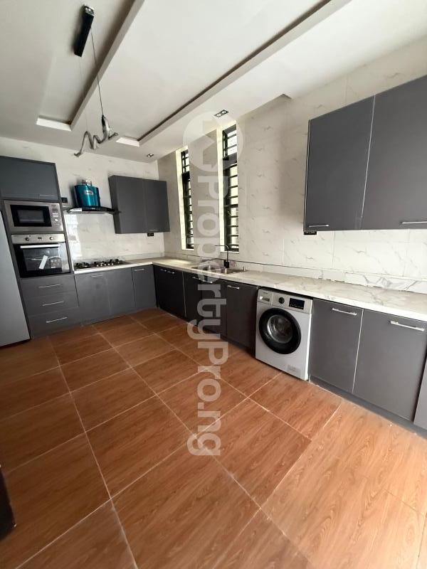 4 bedroom House for sale 4 Bedroom Terrace Duplex For Sale Osapa london Lekki Lagos