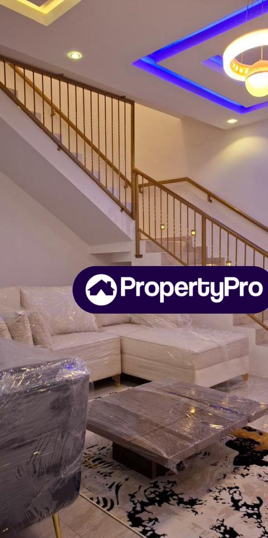 4 bedroom House for rent Scheme 2 By Abraham Adesanya, Lekki Phase 2, Lekki, Lagos Lekki Lagos - 0